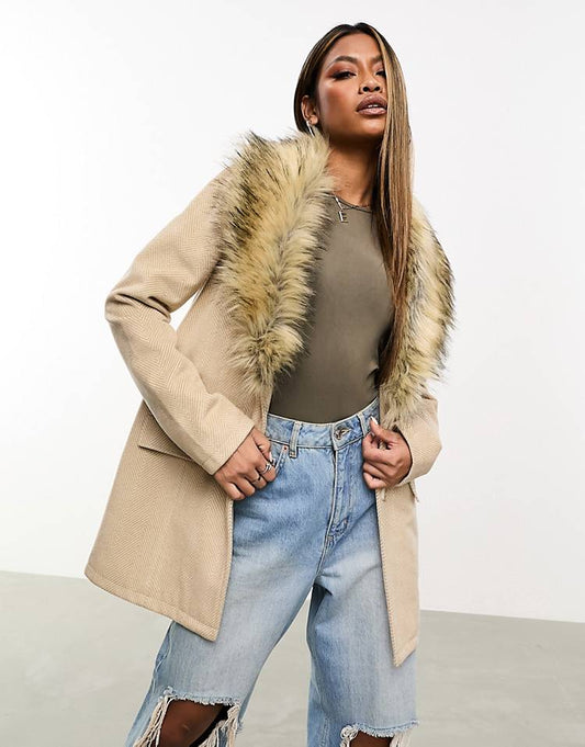THREADBARE SHORT FORMAL WITH FAUX FUR JACKET