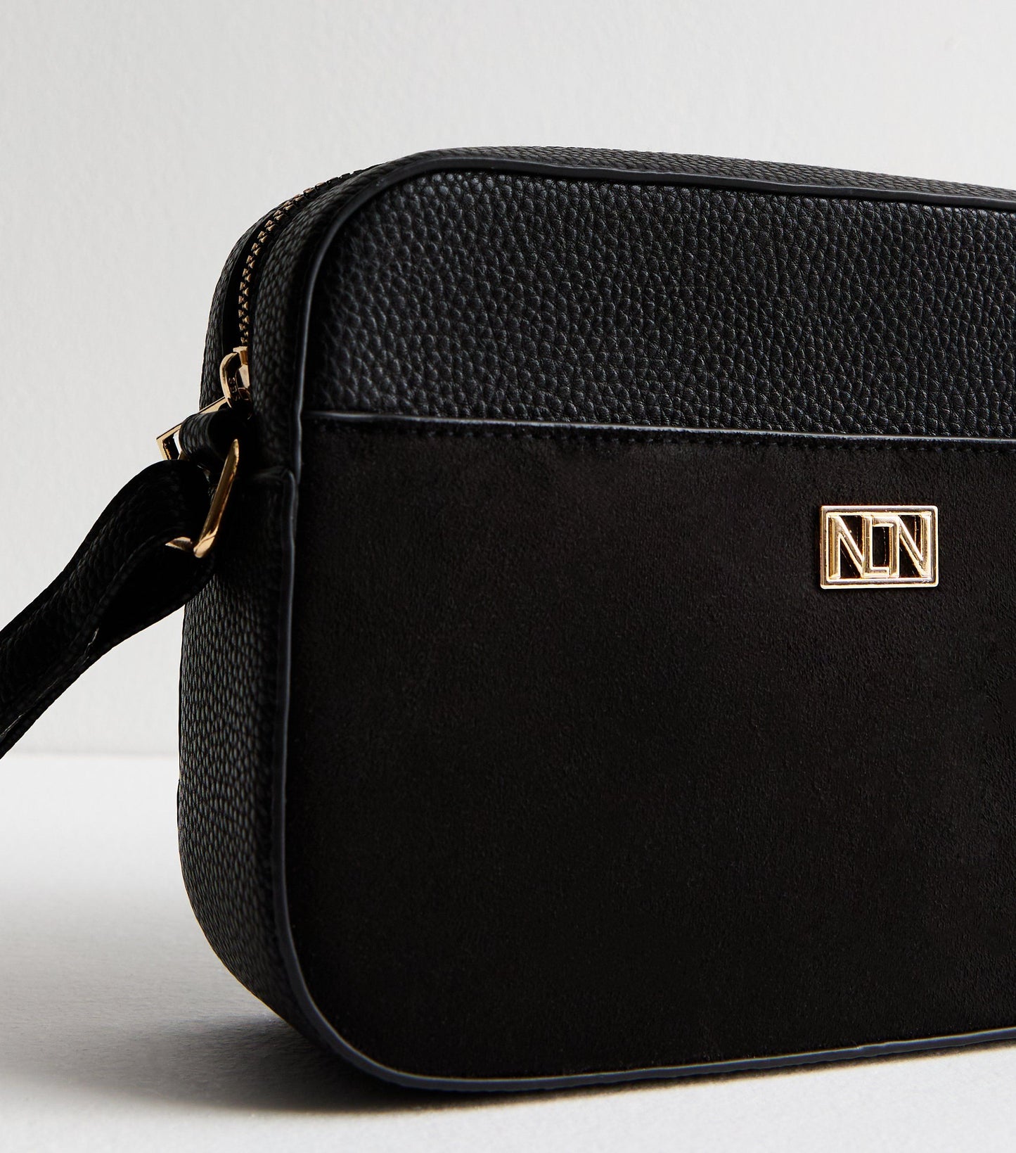 NEW LOOK GRAINED FAUX LEATHER CROSS BODY BAG AND CARD HOLDER