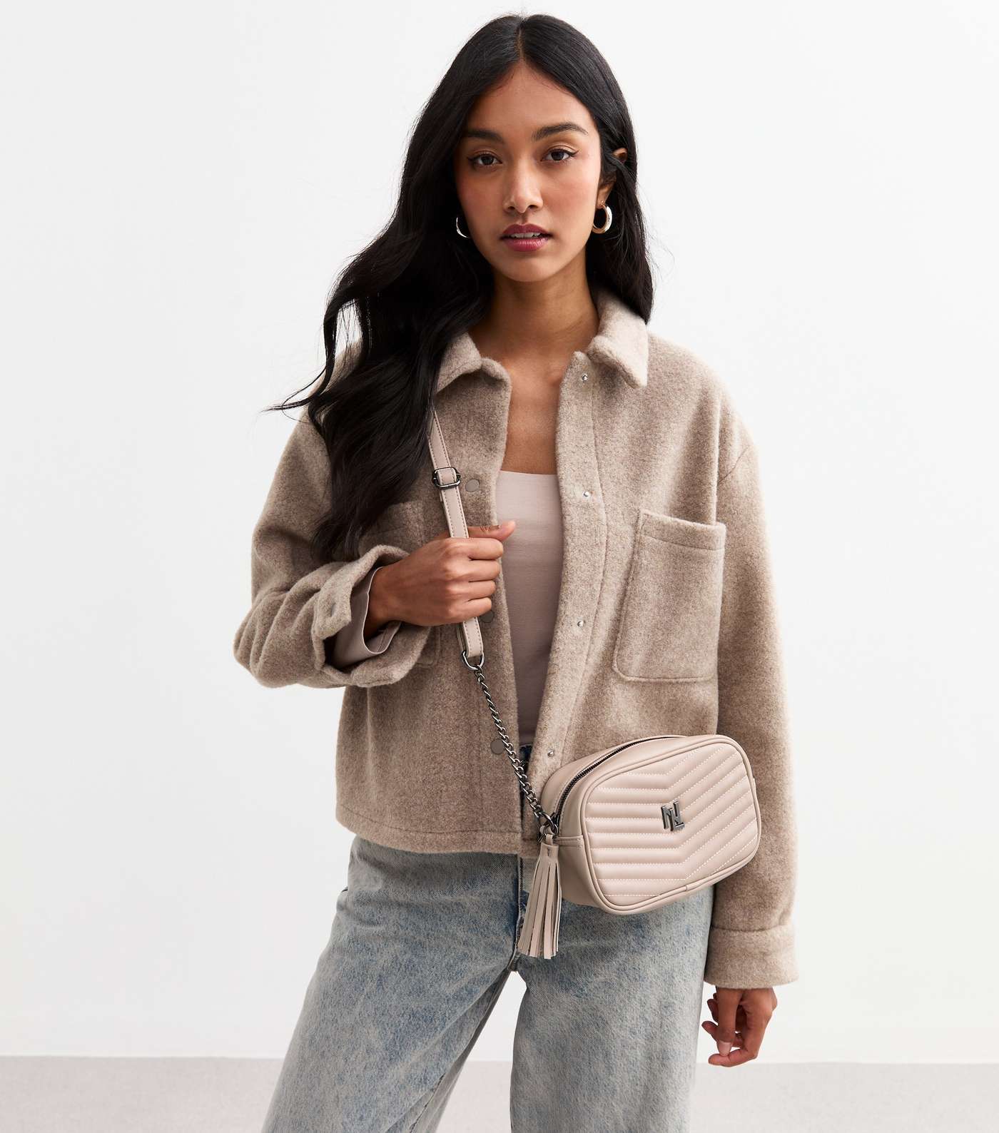 NEW LOOK CHEVRON LEATHER LOOK TASSLE CROSS BODY BAG