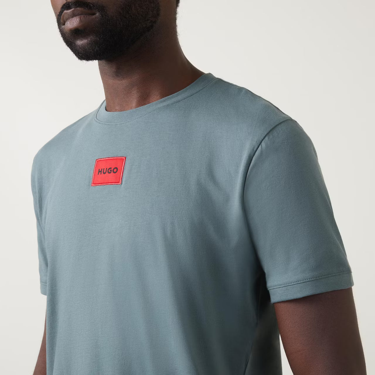 HUGO CENTER LOGO T-SHIRT