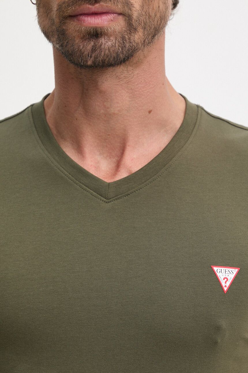GUESS LOGO V-NECK T-SHIRT