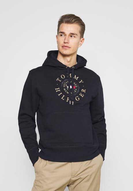 TH EMBROIDERED ROUND ICON LOGO HOODIE
