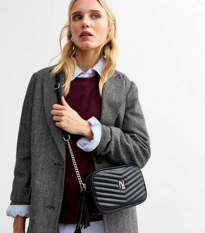 NEW LOOK CHEVRON LEATHER LOOK TASSLE CROSS BODY BAG