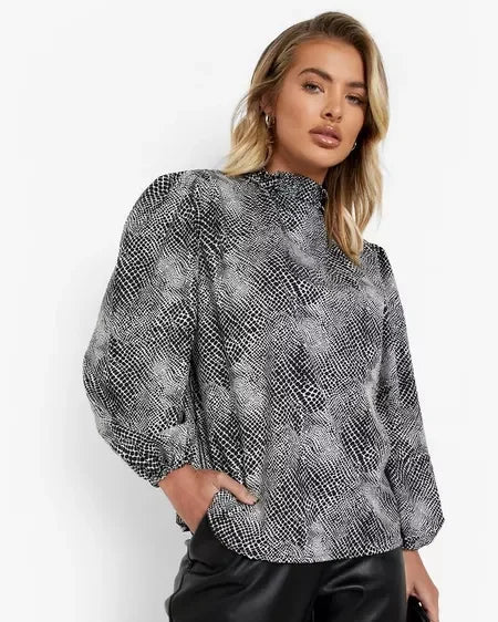 BOOHOO ANIMAL PRINT BLOUSE